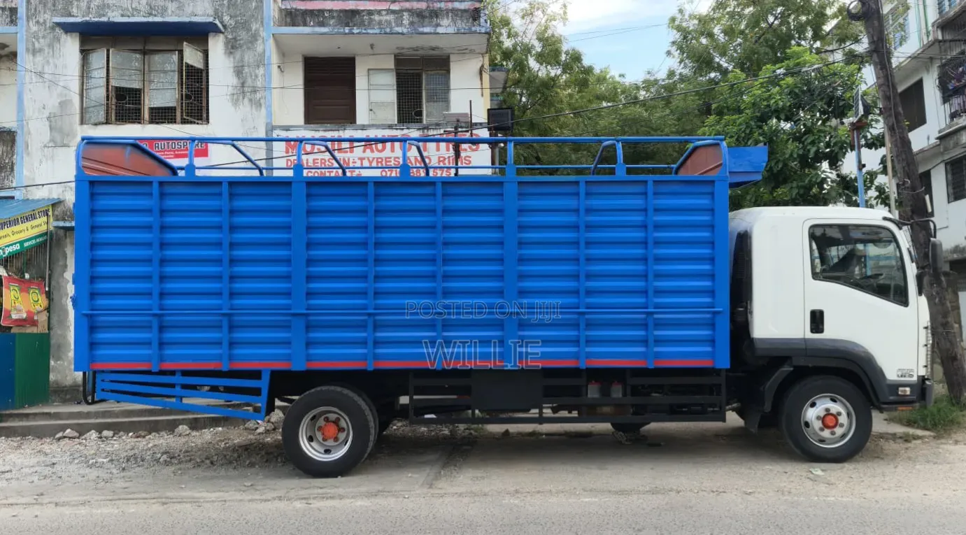 Isuzu FRR 2024 White