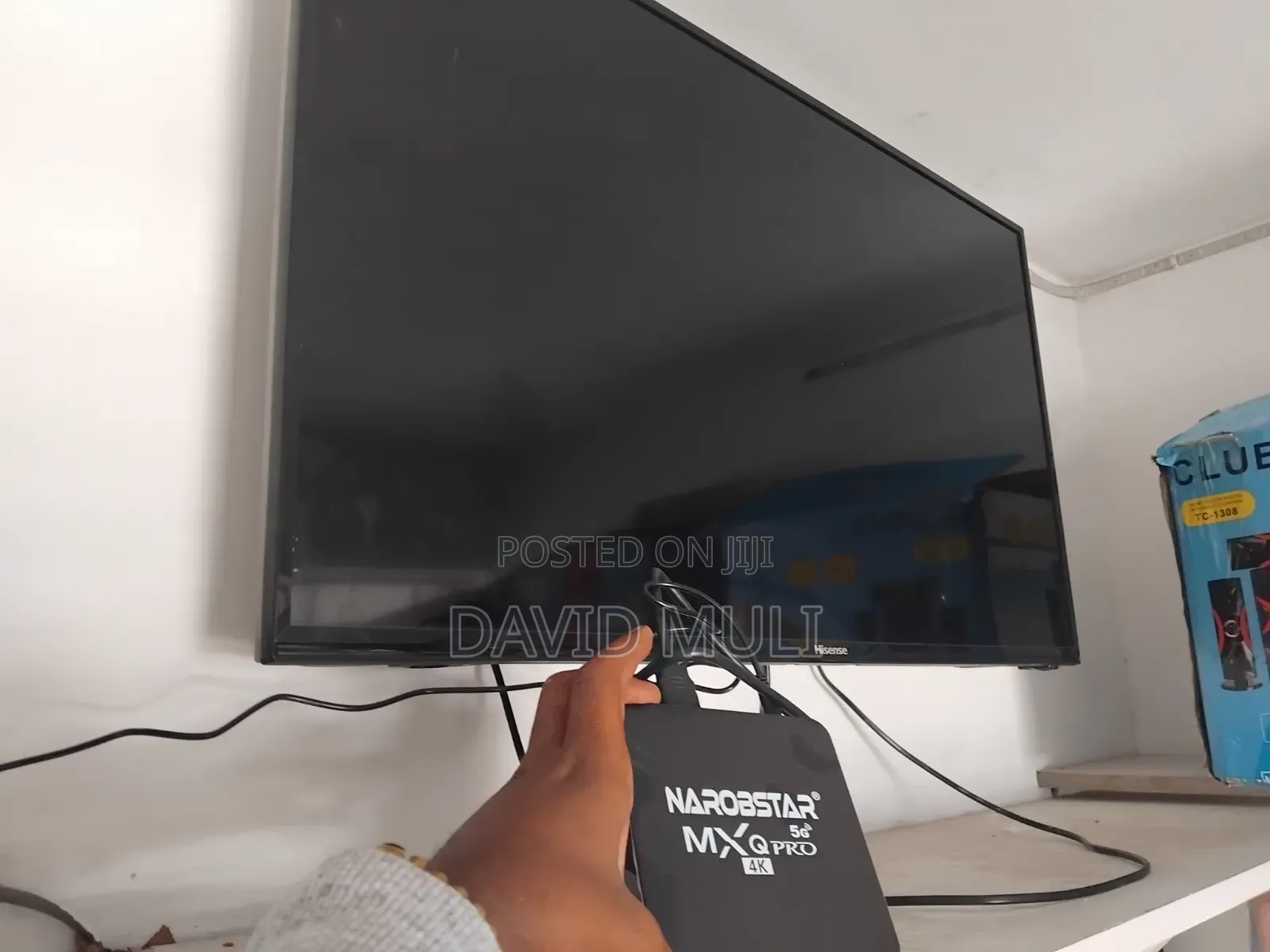 Hisence 40 Inch Digital TV With an External Smart Box