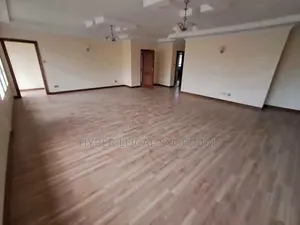 3bdrm Duplex in Gateway Mall Area for rent