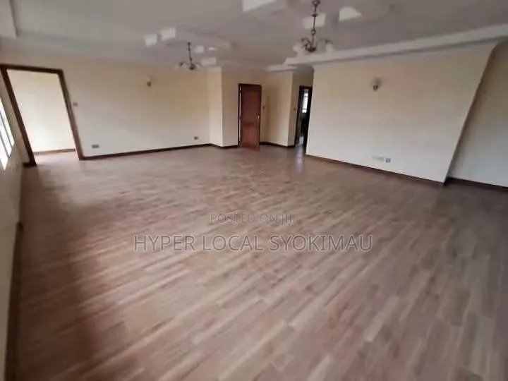 3bdrm Duplex in Gateway Mall Area for rent