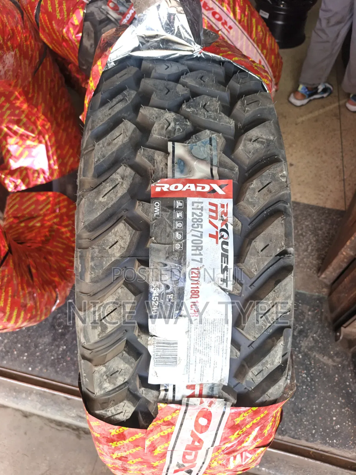 285/70r17 Roadx M/T