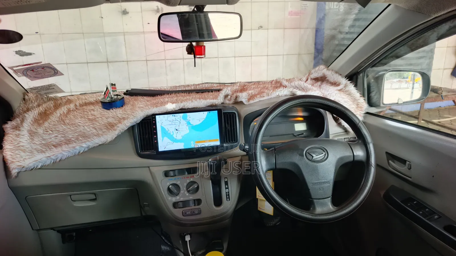 Daihatsu Mira 2013 White