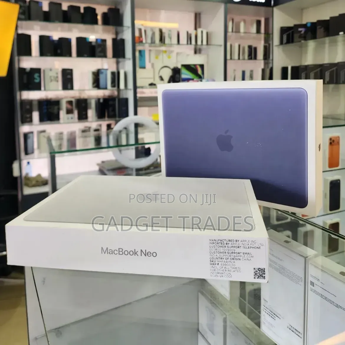 New Laptop Apple MacBook Neo 2026 8GB Intel SSD 256GB