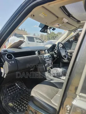 Land Rover Discovery 2013 Black