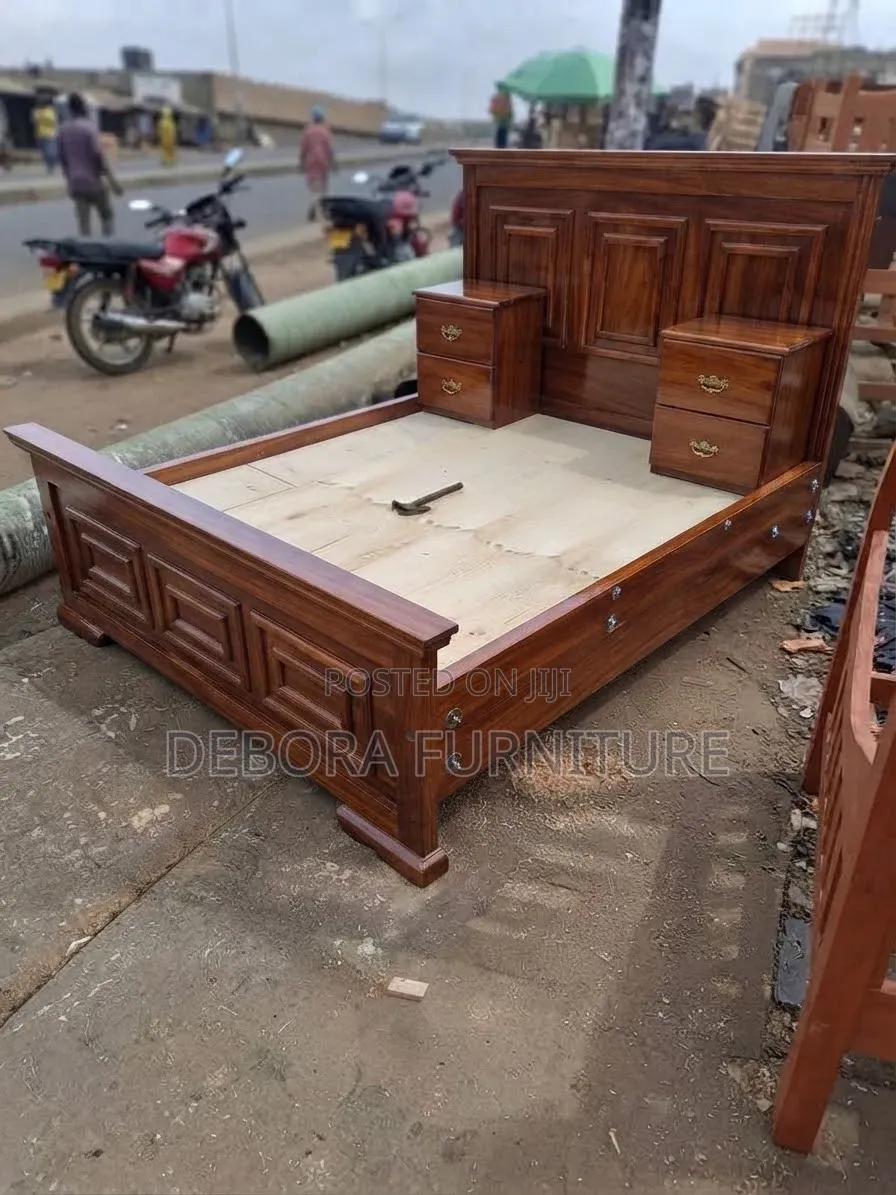 Executive Brown Hardwood Bed With Dual Attached Cabinets - 5x6