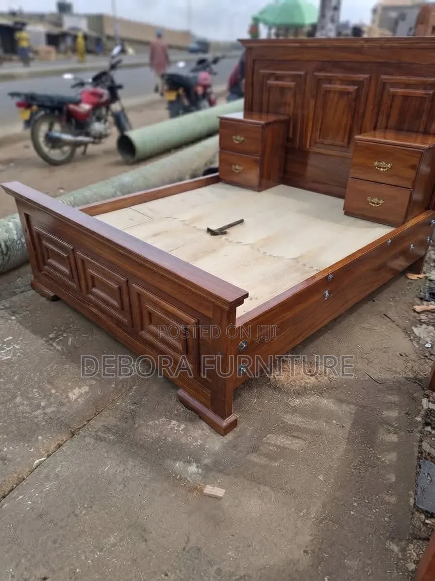 Executive Brown Hardwood Bed With Dual Attached Cabinets - 5x6