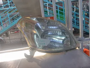 Toyota Raum 2008 Headlight