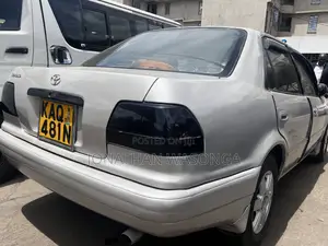 Toyota Corolla Sedan 1998 Silver