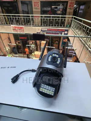 Dual Lens Electric 4G CCTV With Loud Alarm Siren