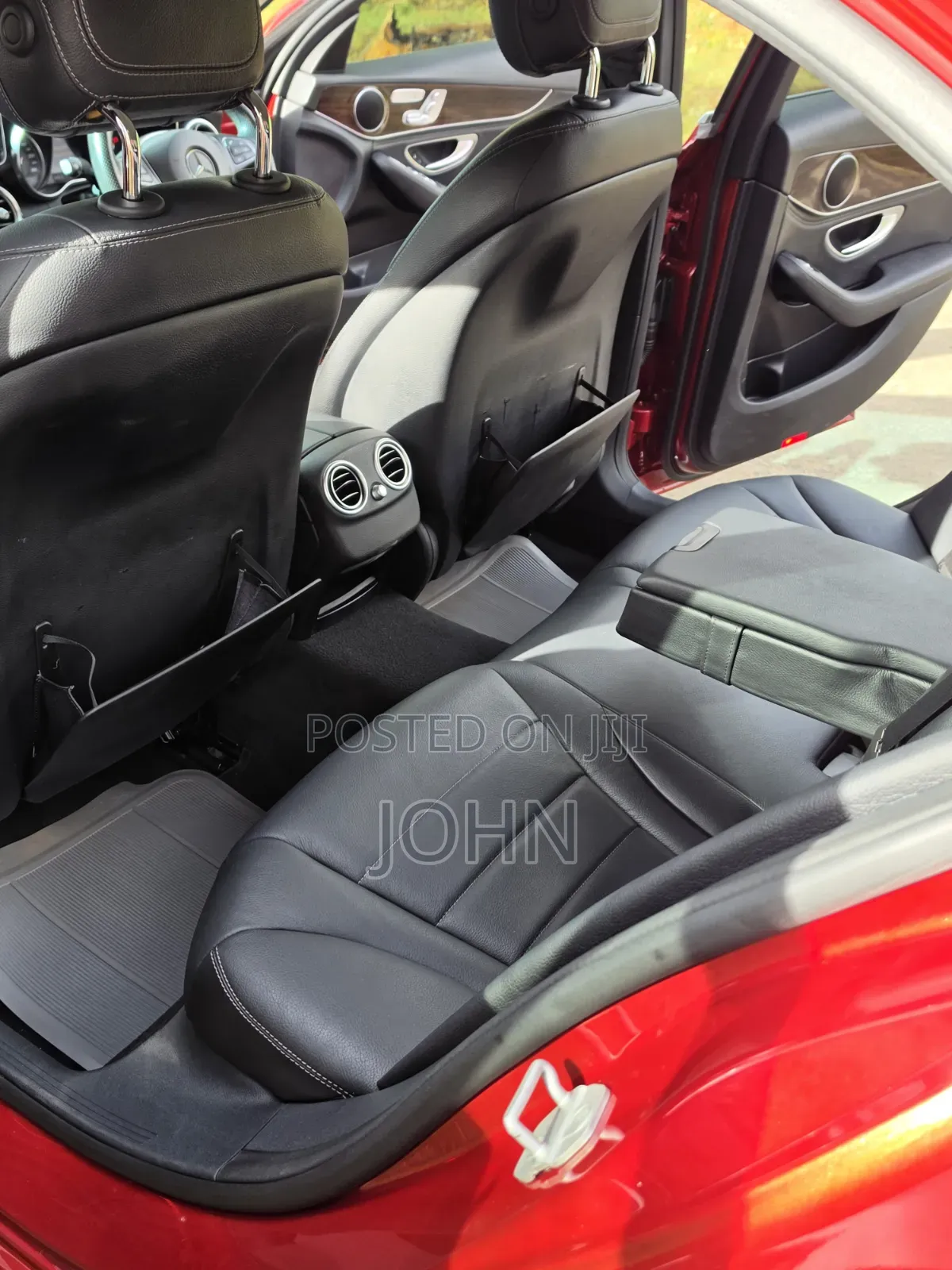 Mercedes-Benz C200 2014 Red