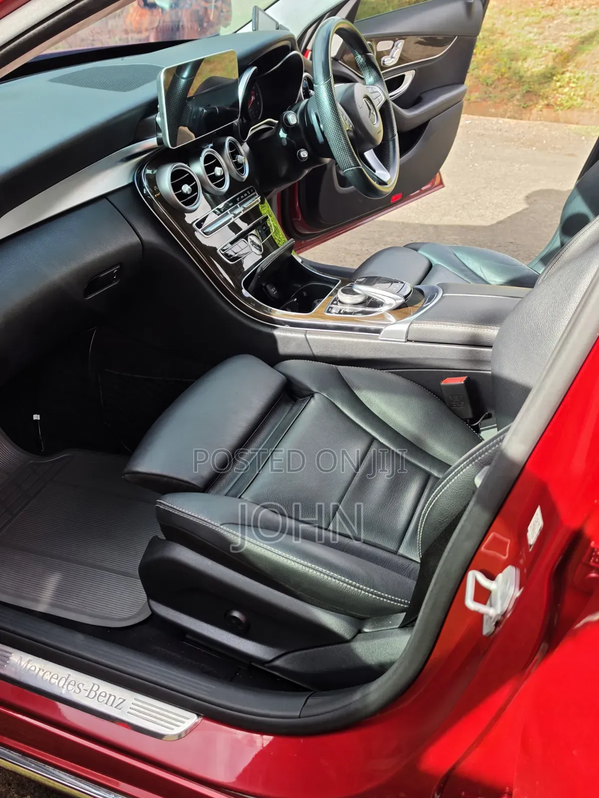 Mercedes-Benz C200 2014 Red