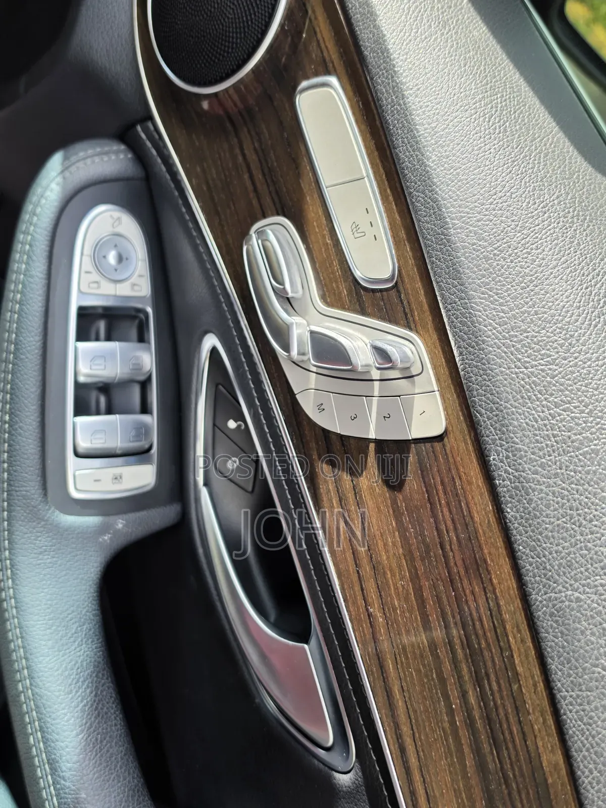 Mercedes-Benz C200 2014 Red