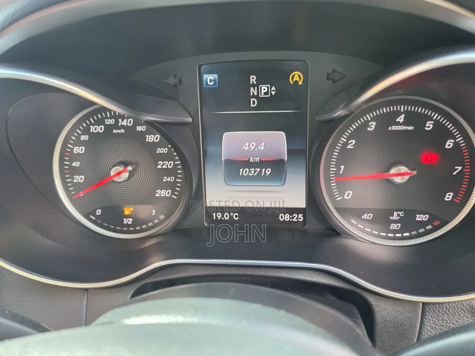 Mercedes-Benz C200 2014 Red