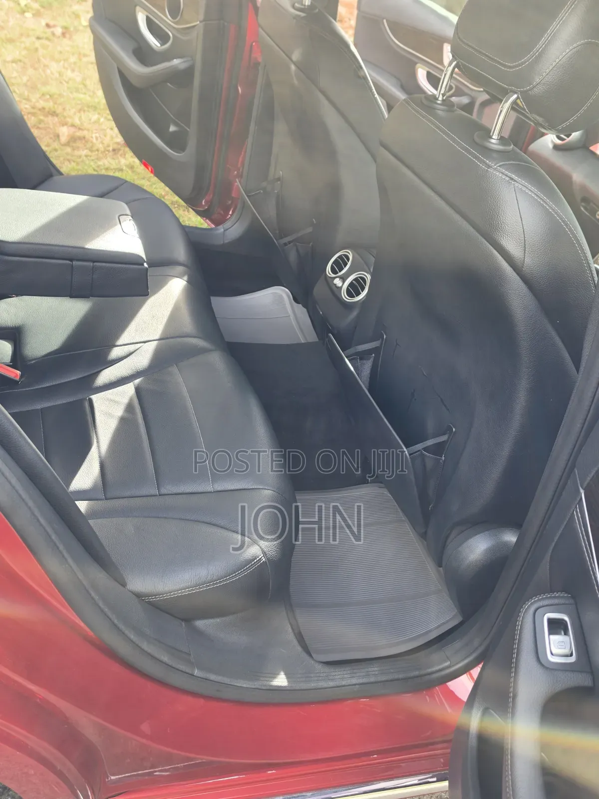 Mercedes-Benz C200 2014 Red