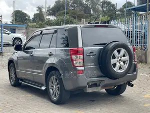 Suzuki Escudo 2008 Gray