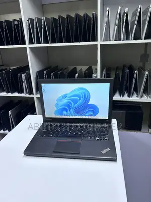 Laptop Lenovo ThinkPad X250 8GB Intel Core i5 SSD 500GB