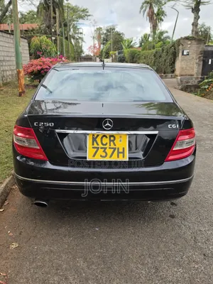 Mercedes-Benz C250 2011 Black
