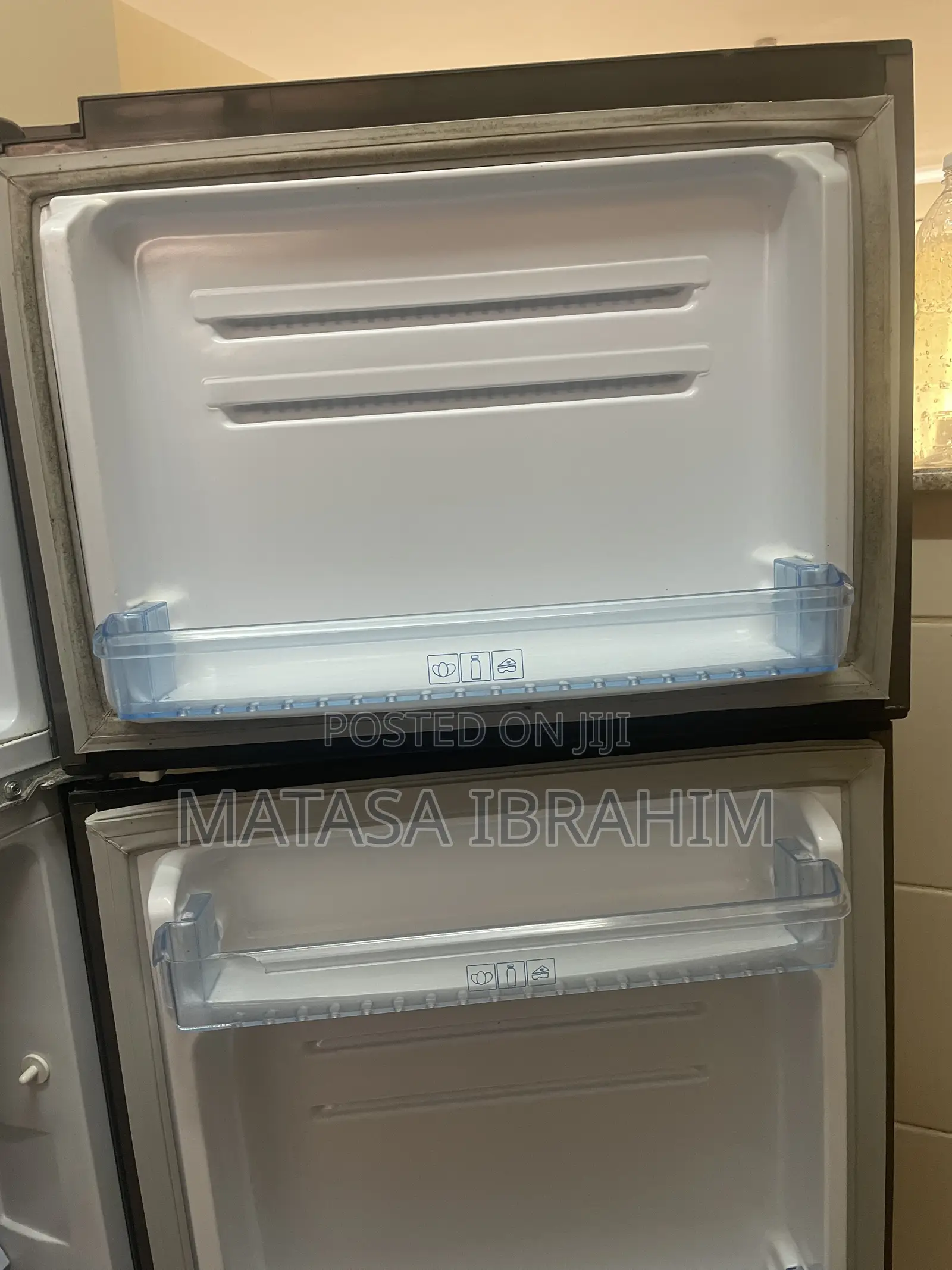 Von Hotpoint Double Door Fridge