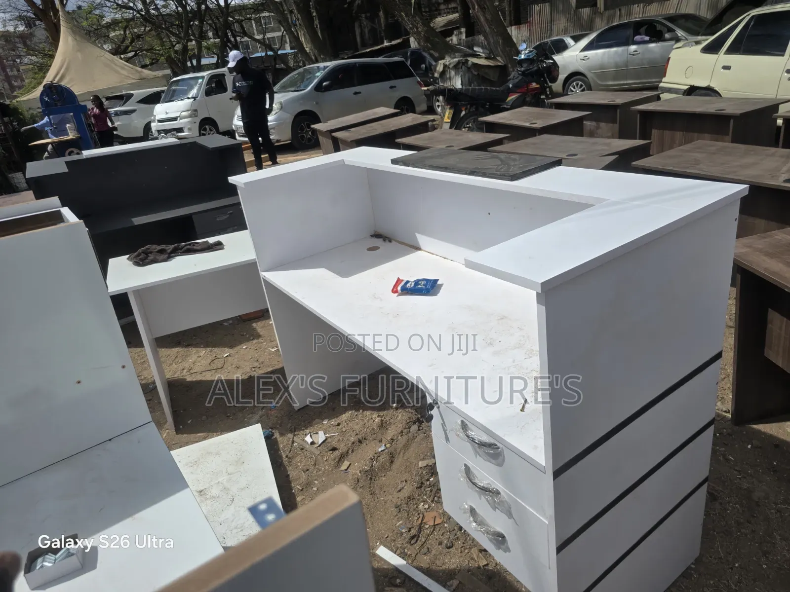 He Office Desk/Classic Modern *Reception