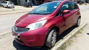 Nissan Note 2016 Red
