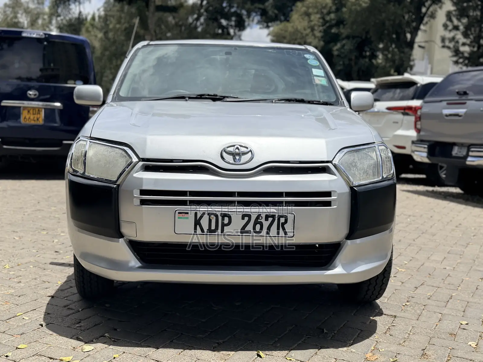 Toyota Succeed SV Premium 2016 Silver