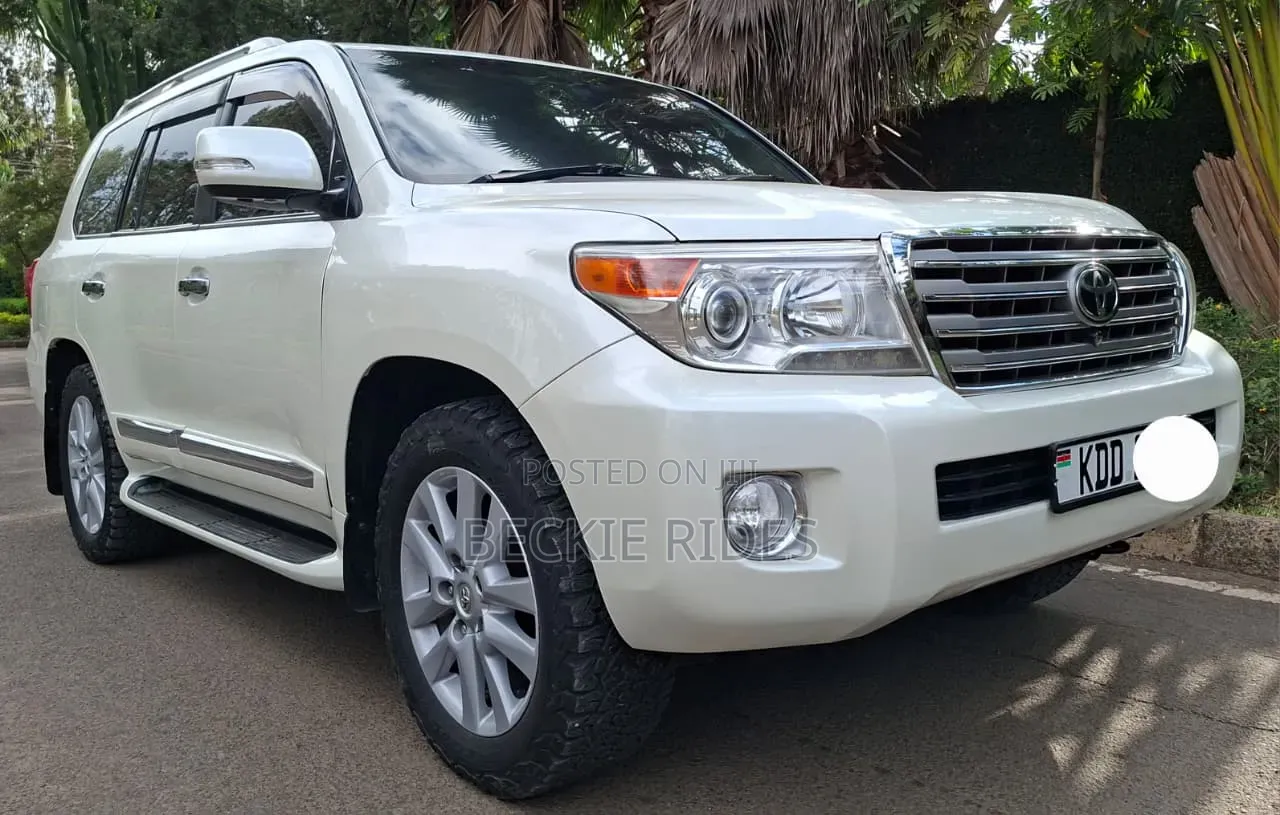 Toyota Land Cruiser Prado 2014 Pearl