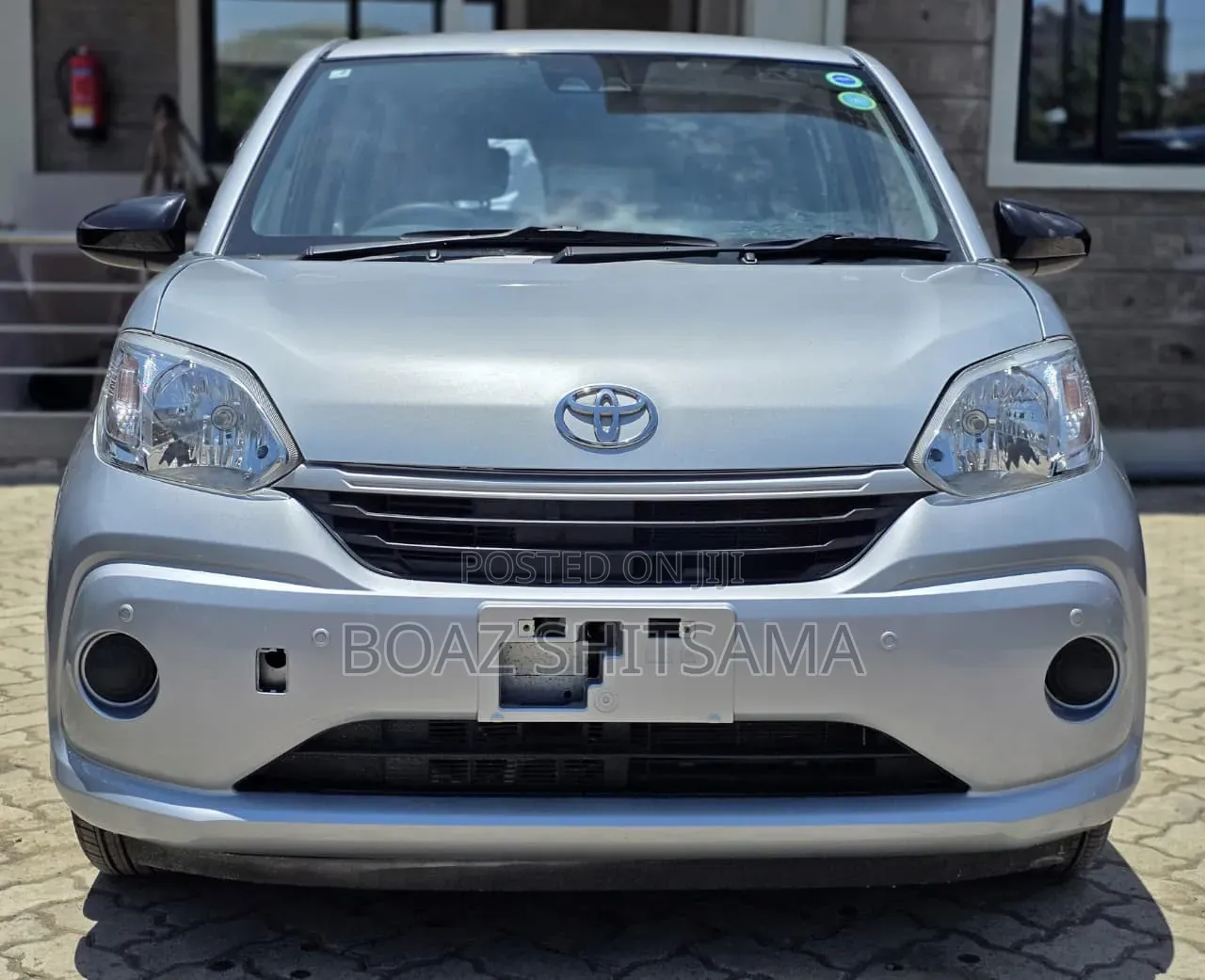 Toyota Passo 2019 Silver