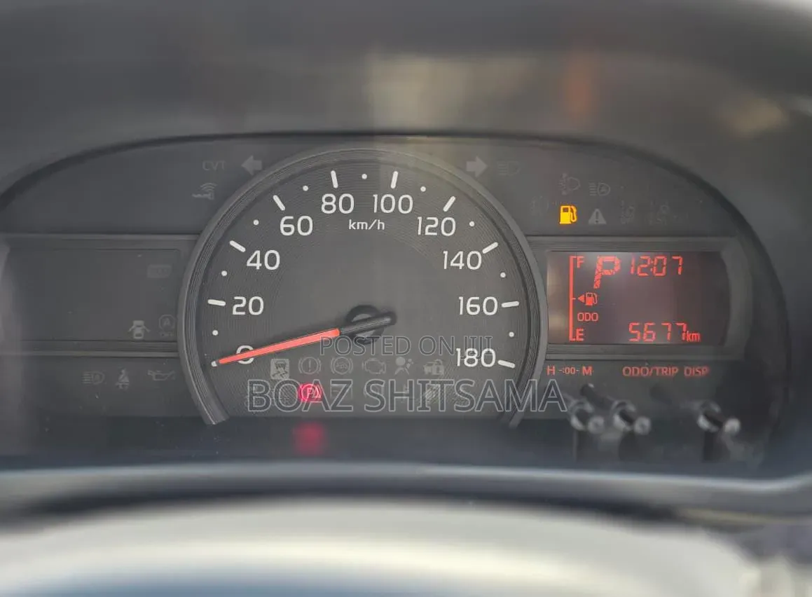 Toyota Passo 2019 Silver