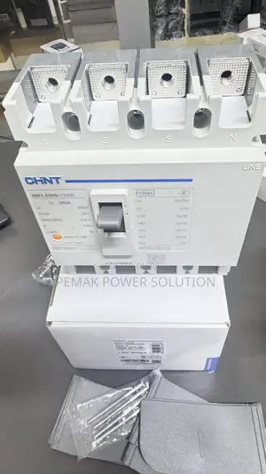 McCb 4pole 200amps