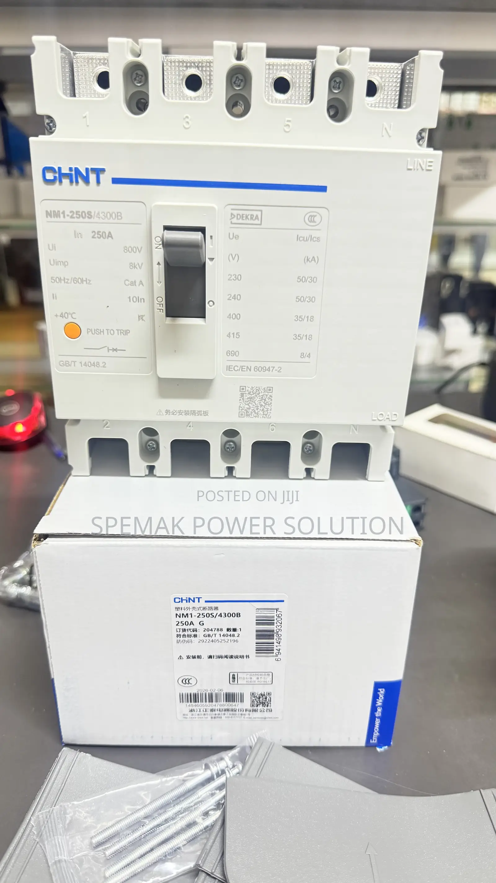 McCb 4pole 200amps