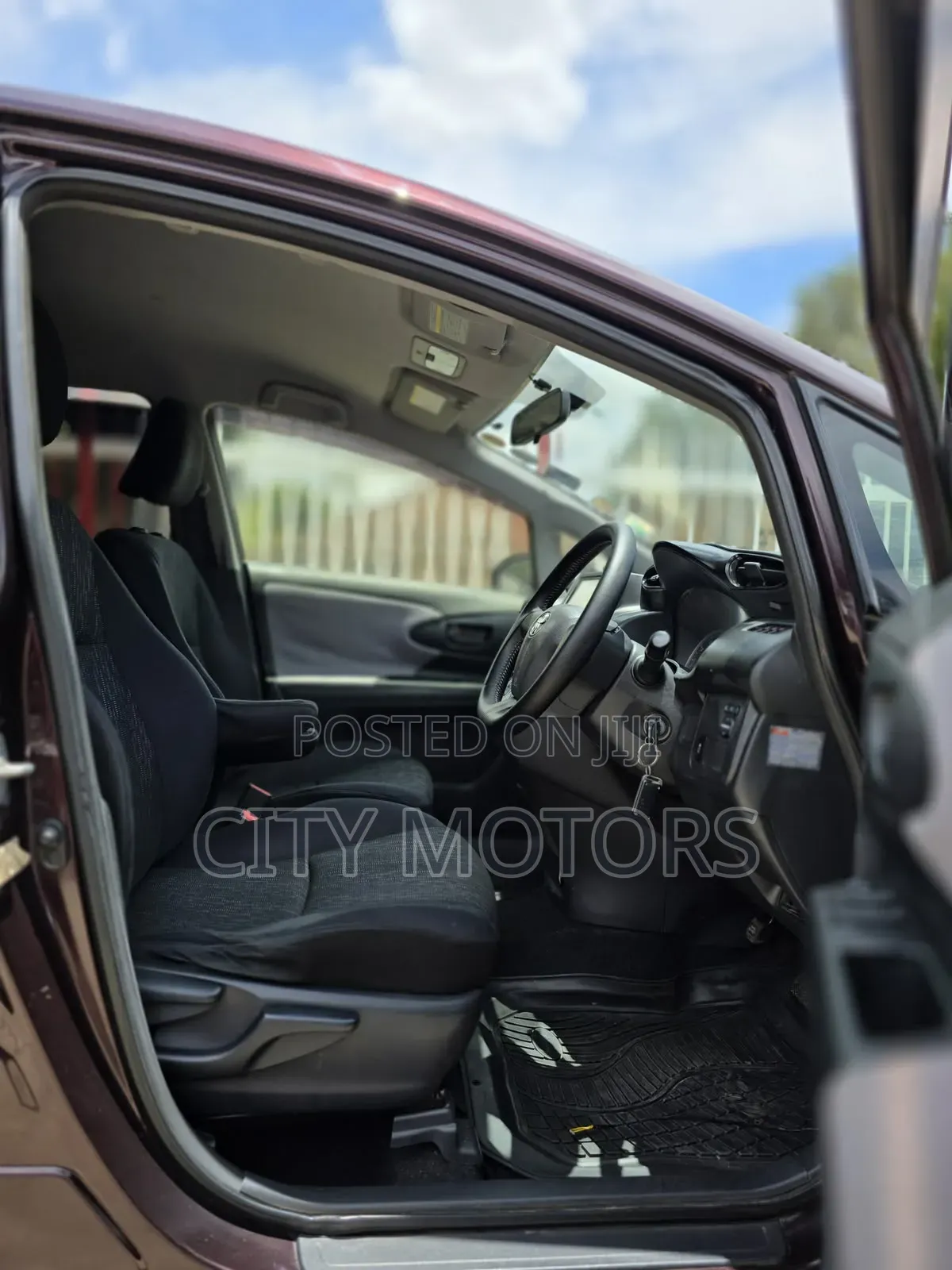 Toyota Wish 2012 Burgundy