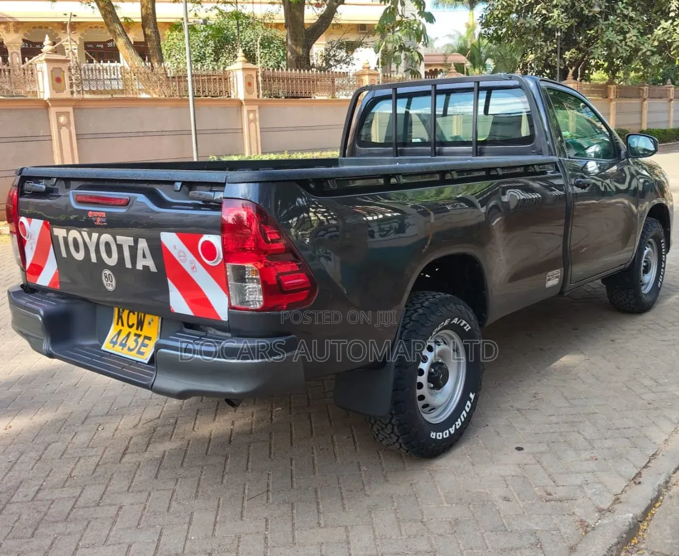 Toyota Hilux 2020 Black