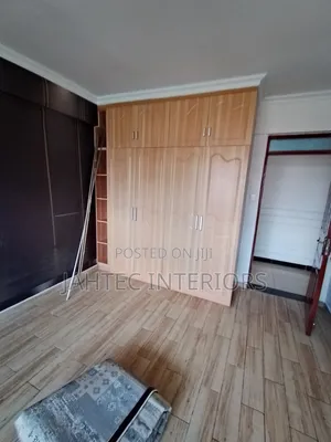Morden Kitchen Cupboards Fitting In