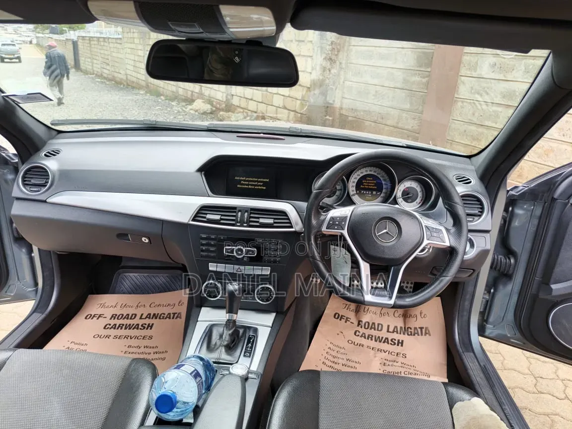 Mercedes-Benz C200 2012 Gray