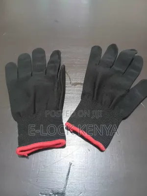 Cut Resistant Car Wrapping Gloves