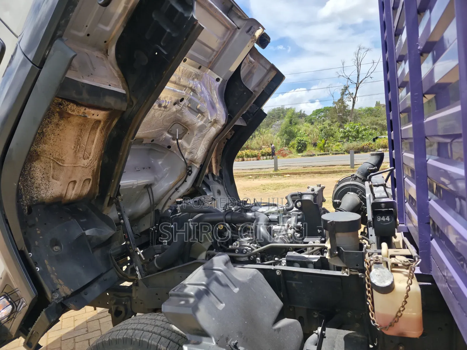Isuzu FRR Blue Power