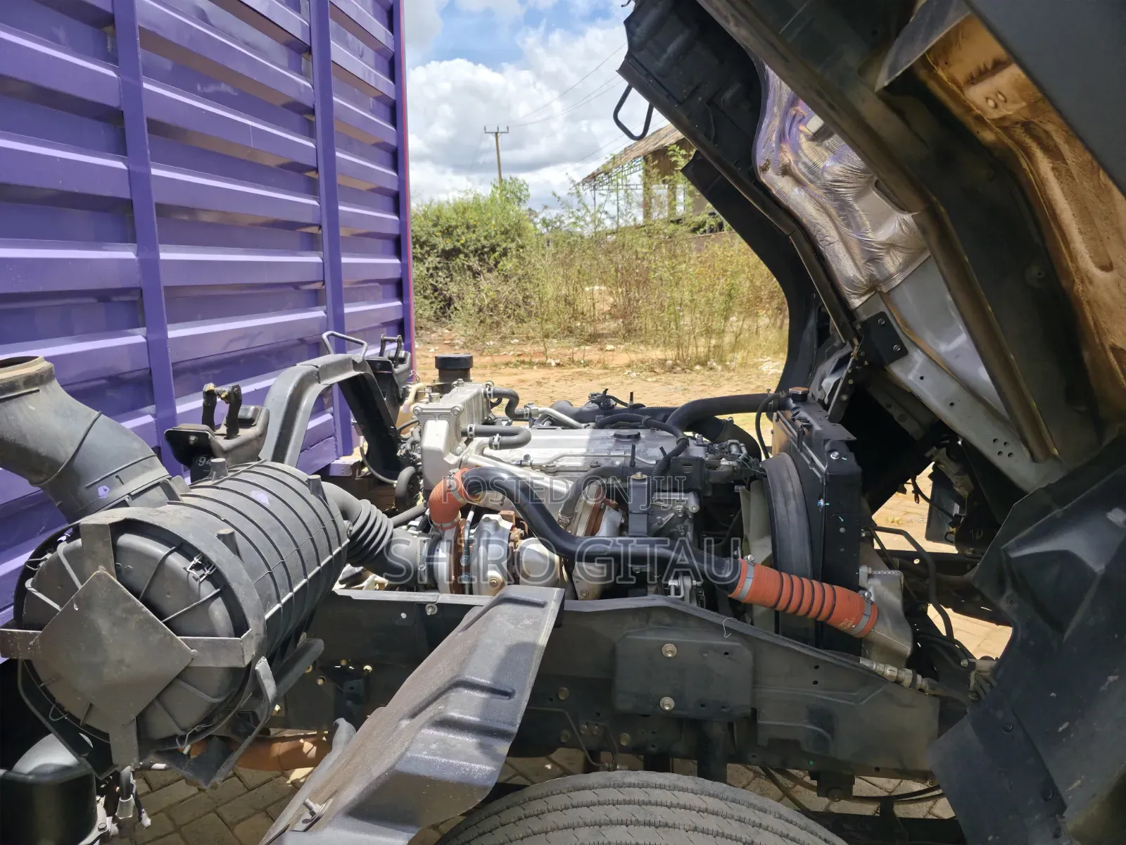 Isuzu FRR Blue Power