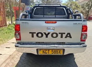 Toyota Hilux 2012