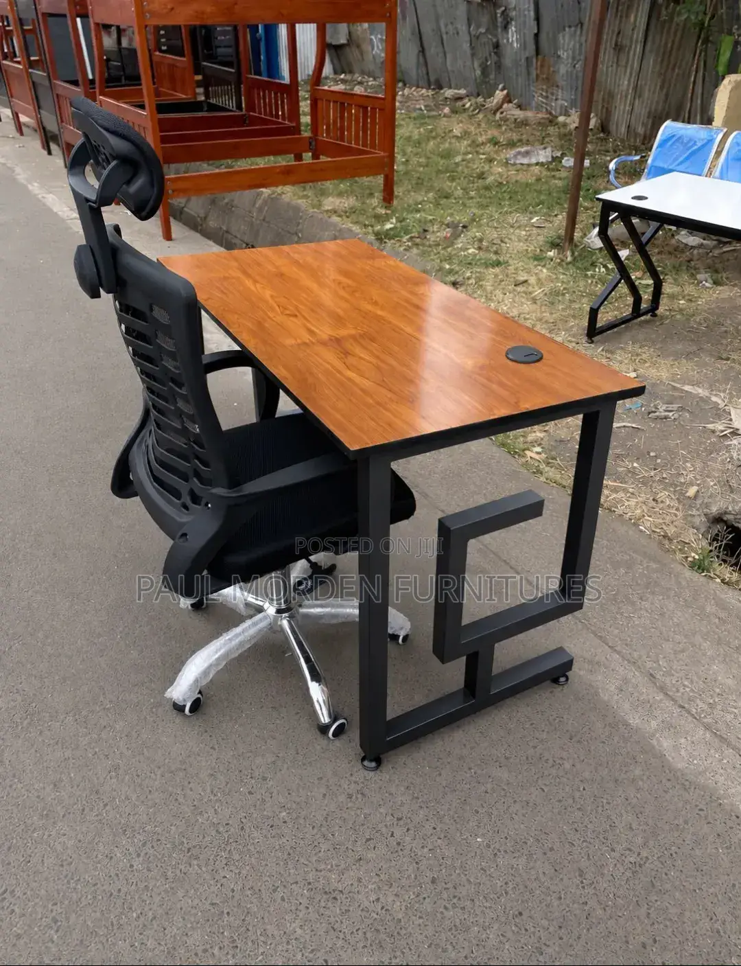 Office Headrest+ Heavy Metal Office Table