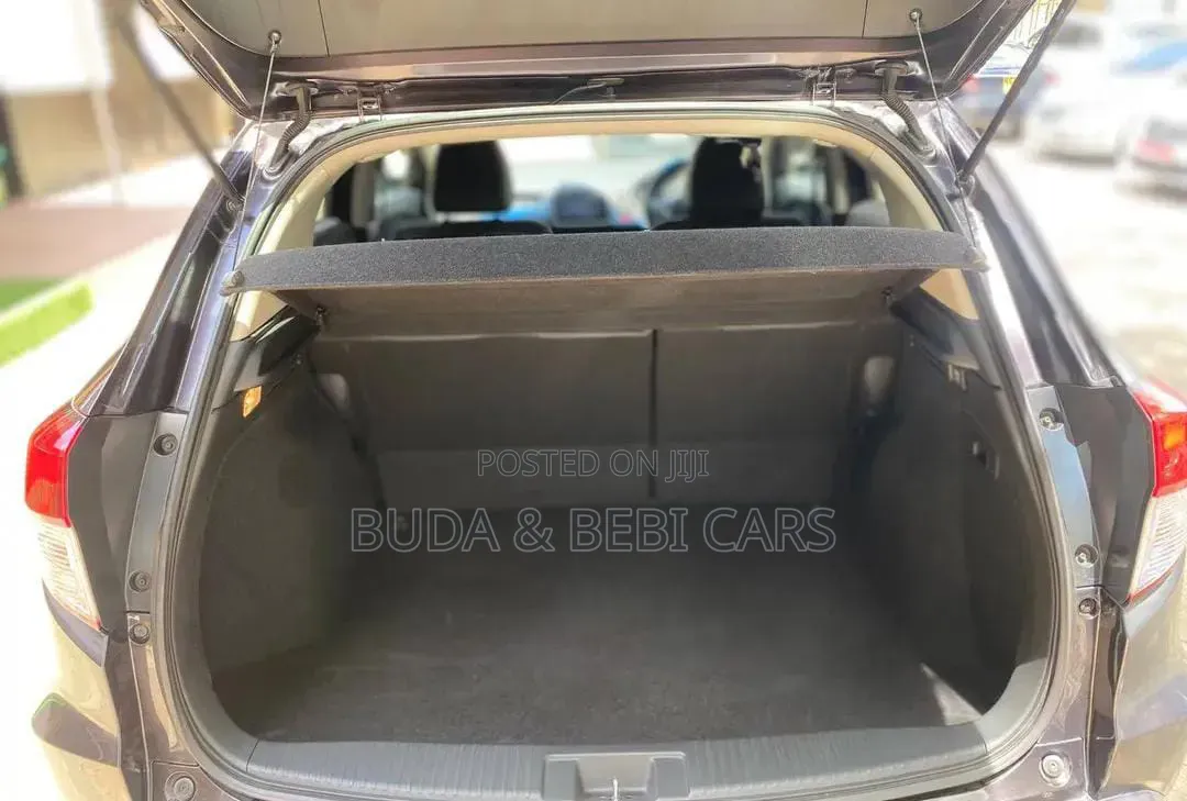 Honda Vezel 1.5 Hybrid 2WD 2018 Purple