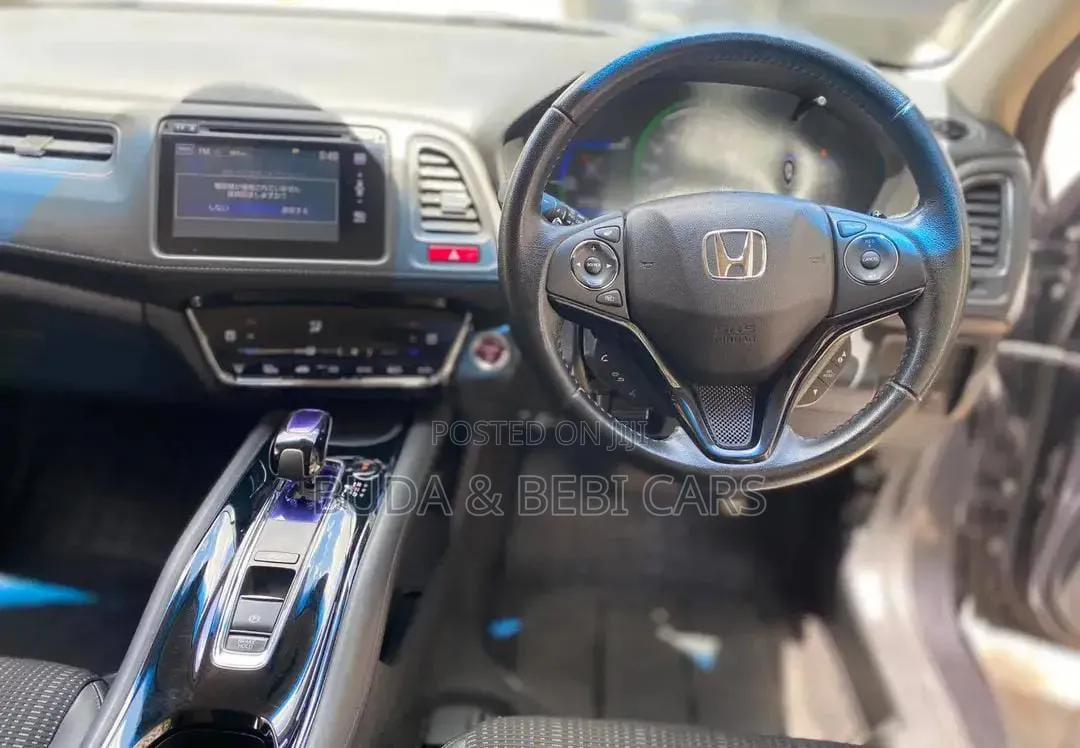 Honda Vezel 1.5 Hybrid 2WD 2018 Purple