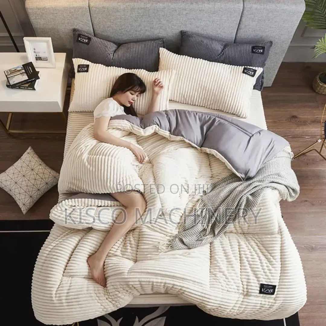 Best Quality Velvet Duvet Size: 6x7