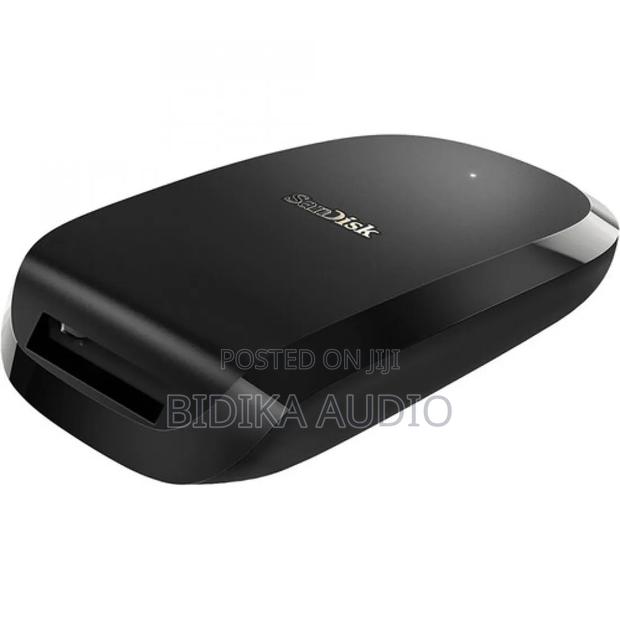 SanDisk Extreme PRO CFexpress Type B Card Reader - main view