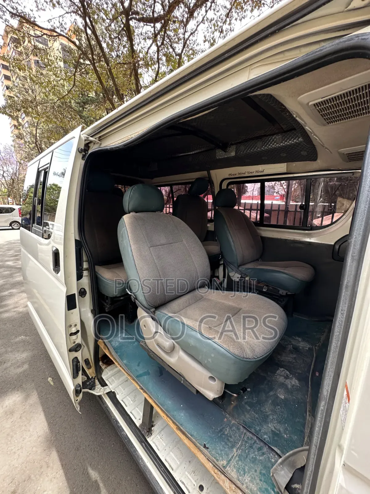 Toyota HiAce 2015 White