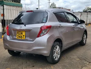 Toyota Vitz 2013 Purple
