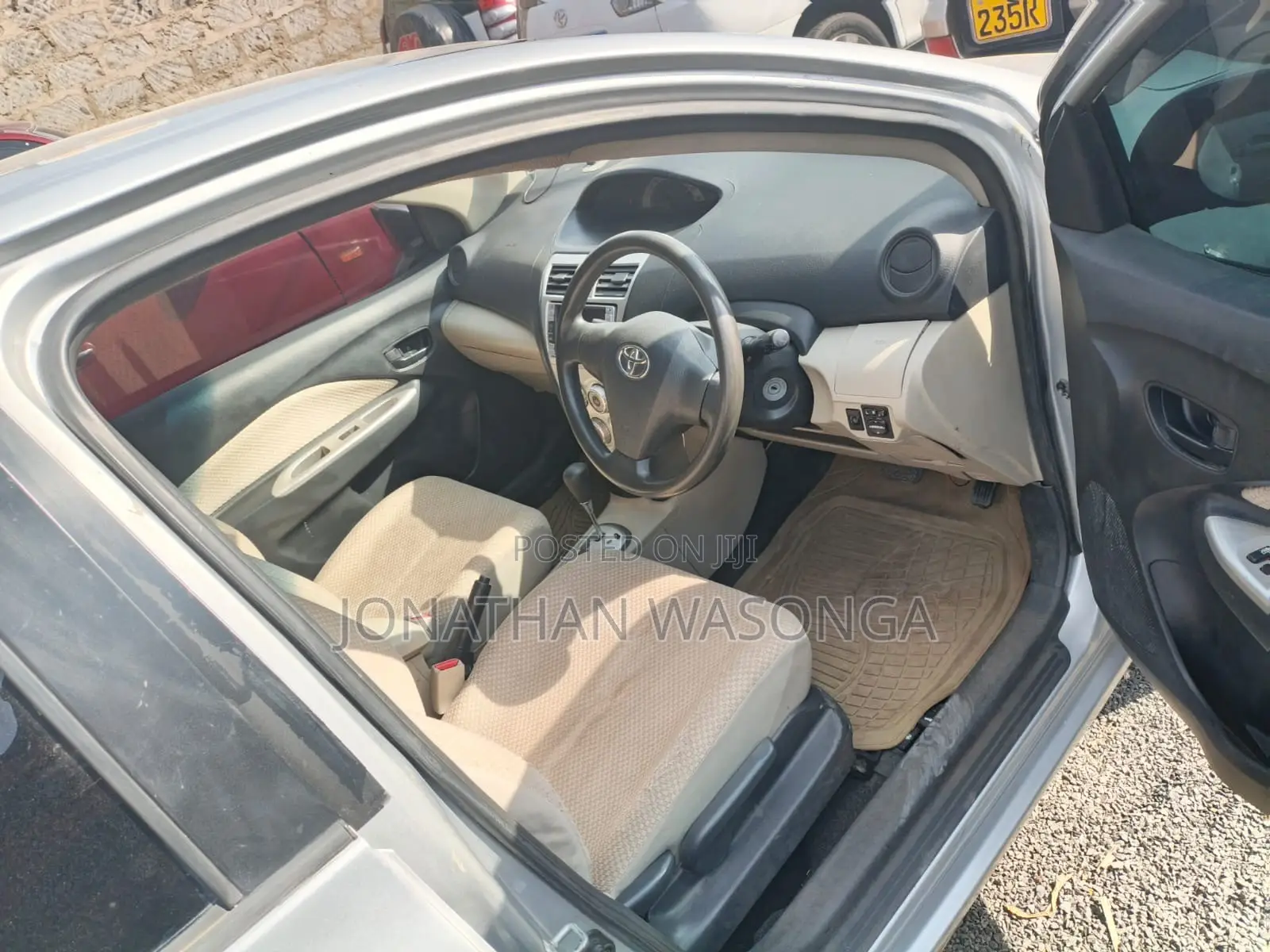 Toyota Belta 2006 Silver