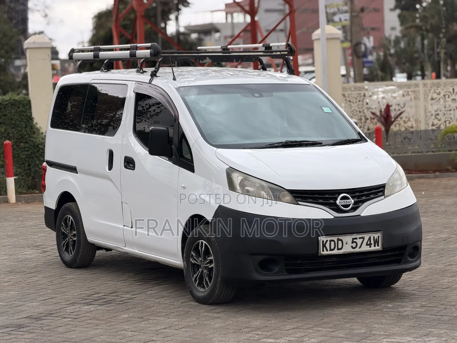 Nissan NV350 2014 White
