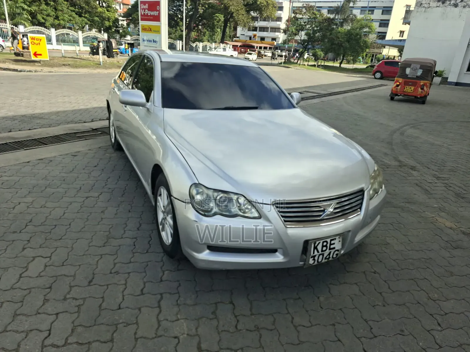 Toyota Mark X 2004 Silver