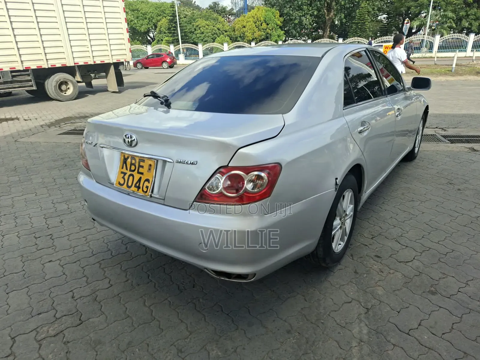 Toyota Mark X 2004 Silver
