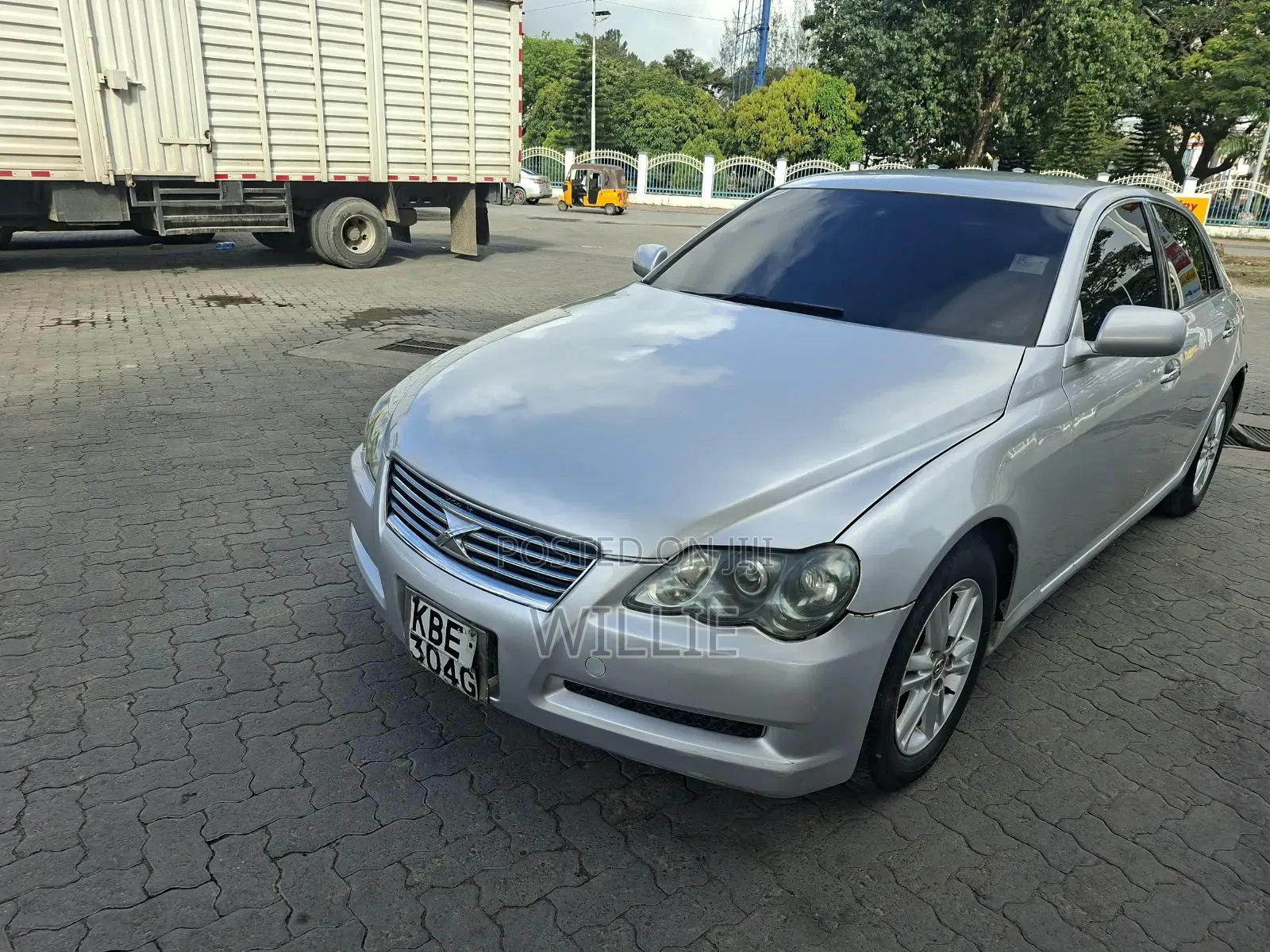Toyota Mark X 2004 Silver